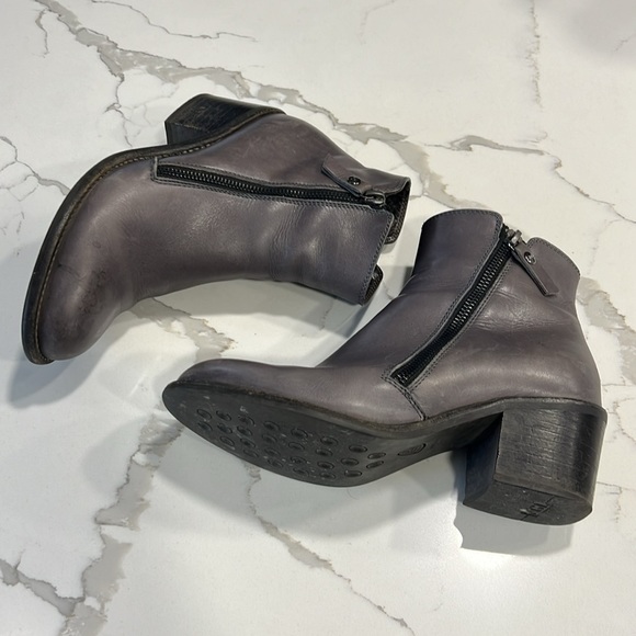 AGL Gray Double Zipper Low Heel Booties Size 8 - Picture 3 of 9